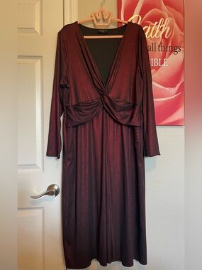 Lane Bryant Women burgundy Twist-Front Long Sleeve midi Dress size 22/24 pre-own